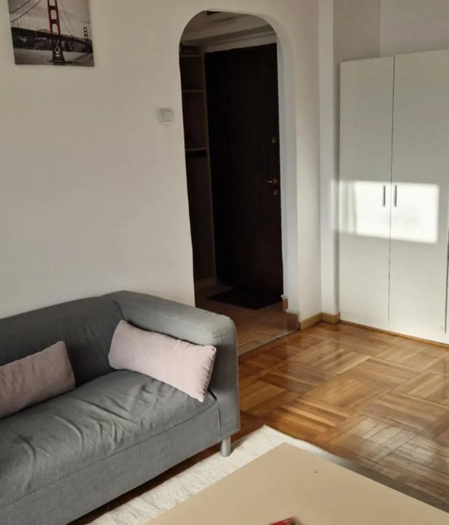 Two Rooms Central Boekarest